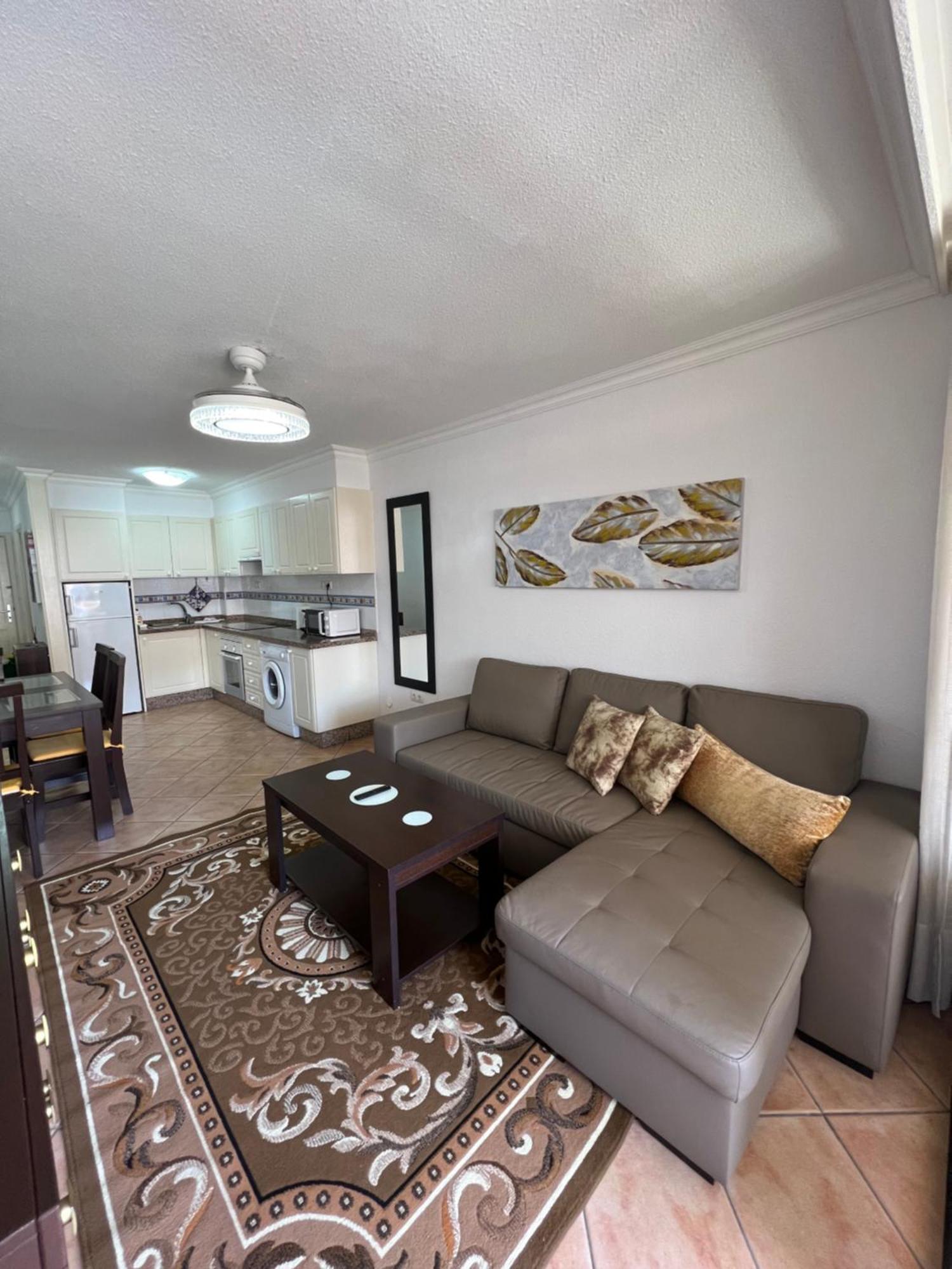 Apartment Center Los Cristianos المظهر الخارجي الصورة